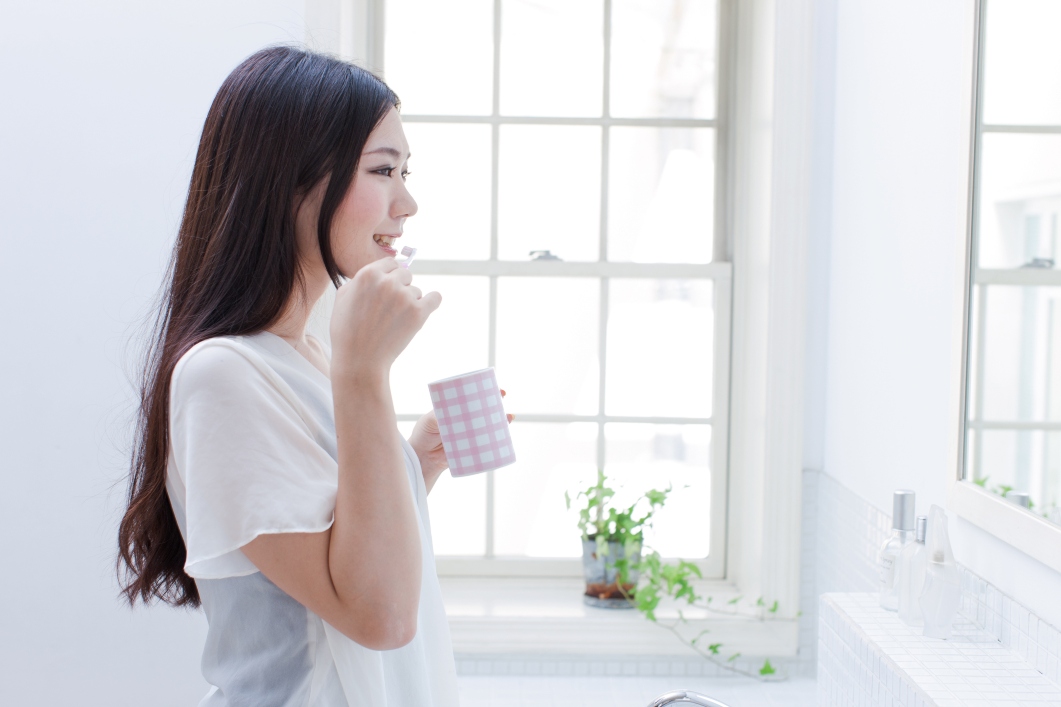 Conserving Water When Brushing Teeth