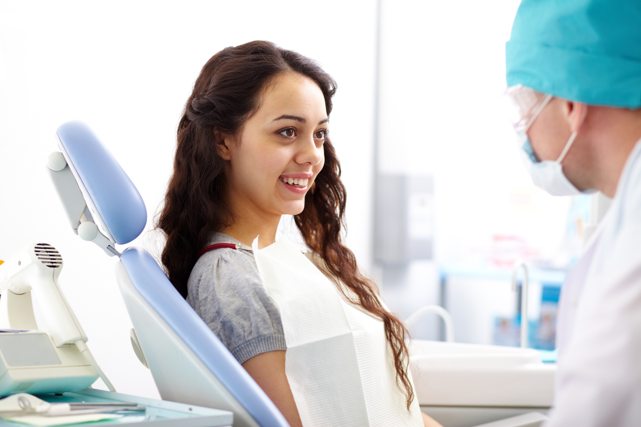 6 Questions to Ask Your Dentist on the First Visit